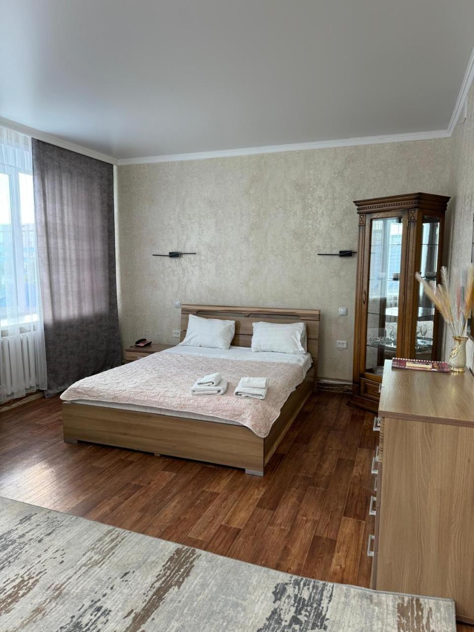 The Grand Hotel 세메이 외부 사진